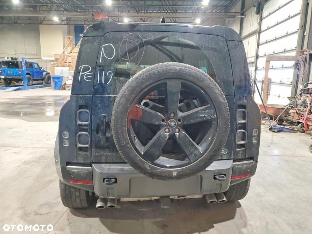 Land Rover Defender - 6