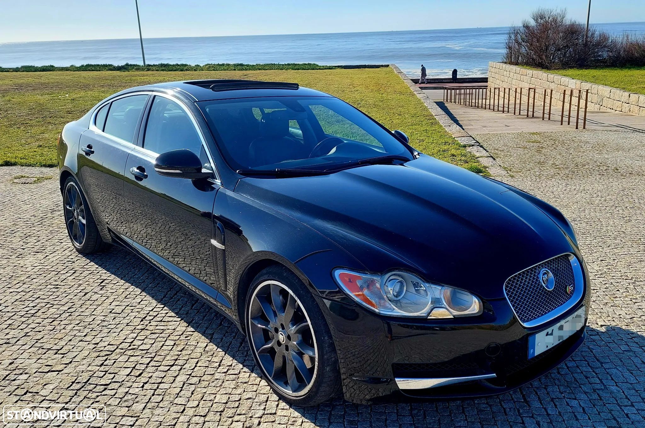 Jaguar XF 3.0 D V6 S Portfolio - 1