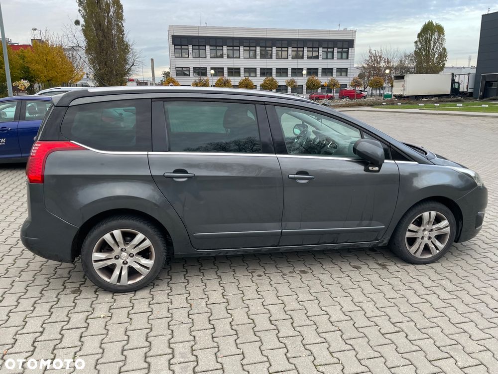 Peugeot 5008 ver-bluehdi-120-eat6-allure - 4