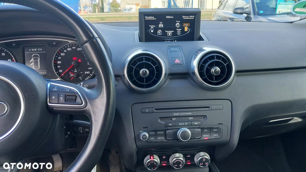 Audi A1 Sportback 1.4 TFSI S line Sportpaket - 13