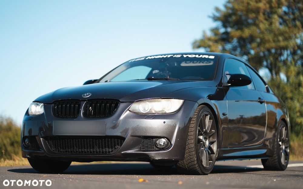 BMW Seria 3 330i xDrive - 4