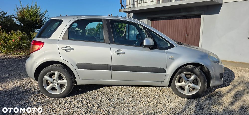 Suzuki SX4 1.9 DDiS DPF 4x2 Comfort - 7
