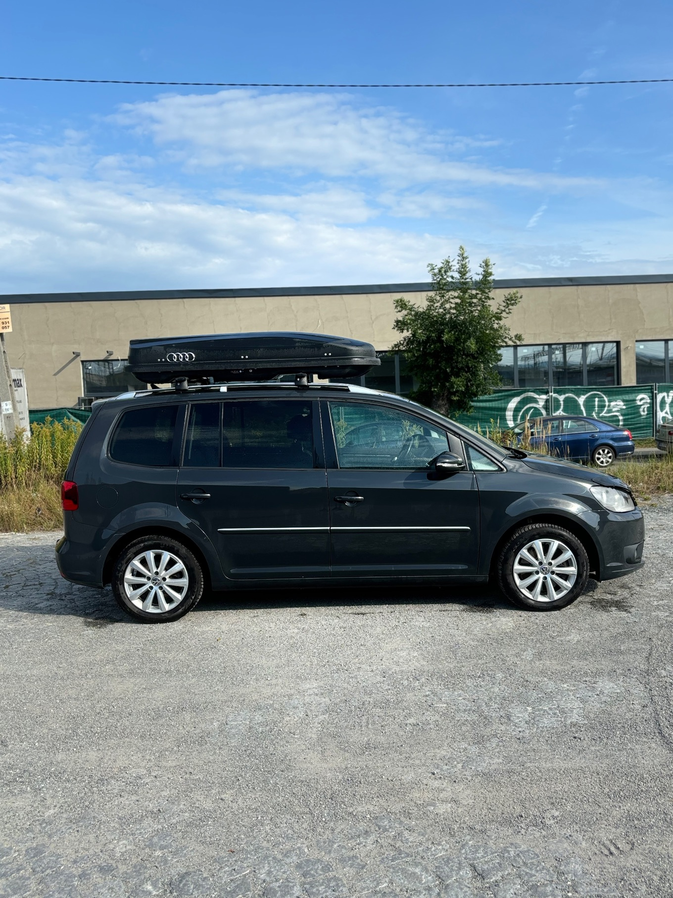 Volkswagen Touran 2.0 TDI DPF Comfortline DSG - 16