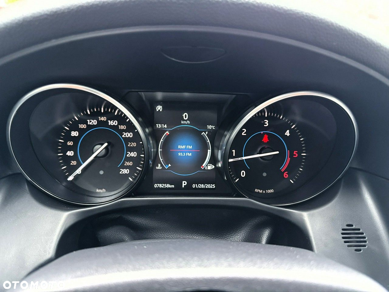 Jaguar XF 2.0 i4D AWD R-Sport - 18