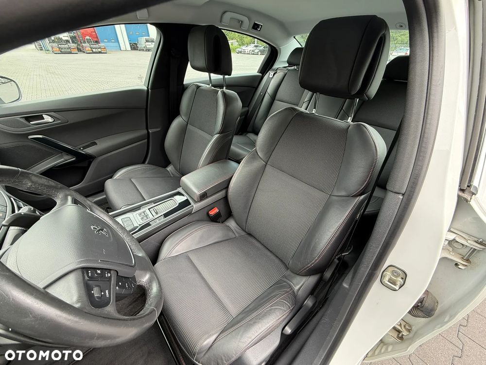 Peugeot 508 1.6 e-THP Allure S&S - 22