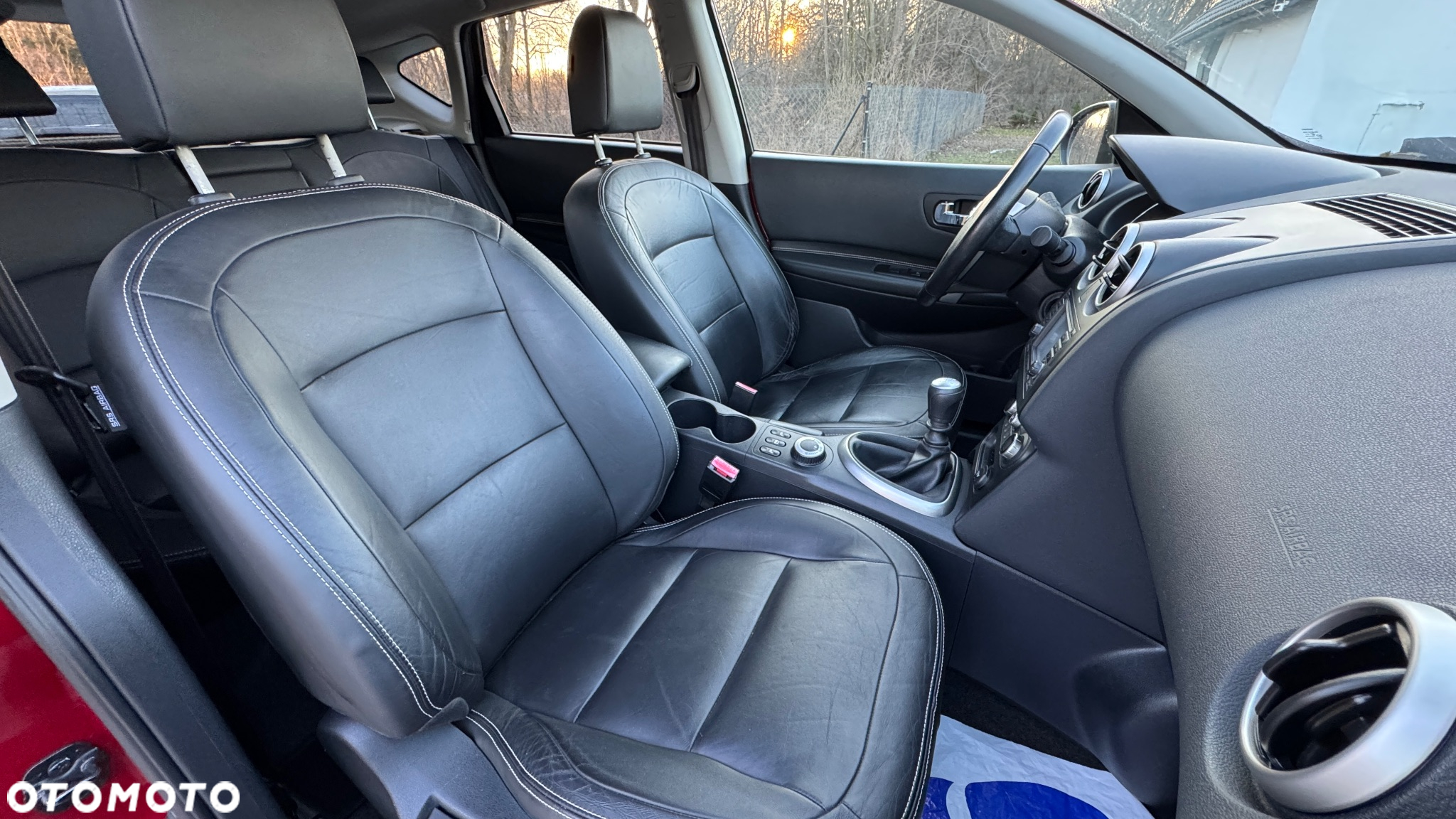 Nissan Qashqai 2.0 4x4 Tekna - 35