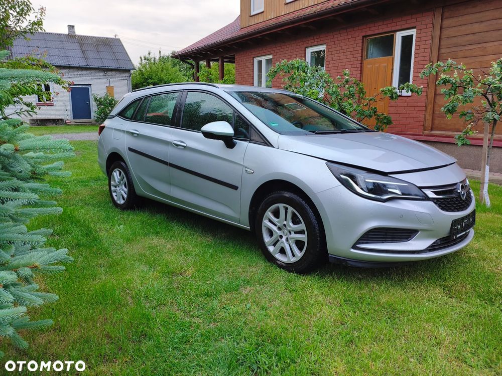 Opel Astra - 2