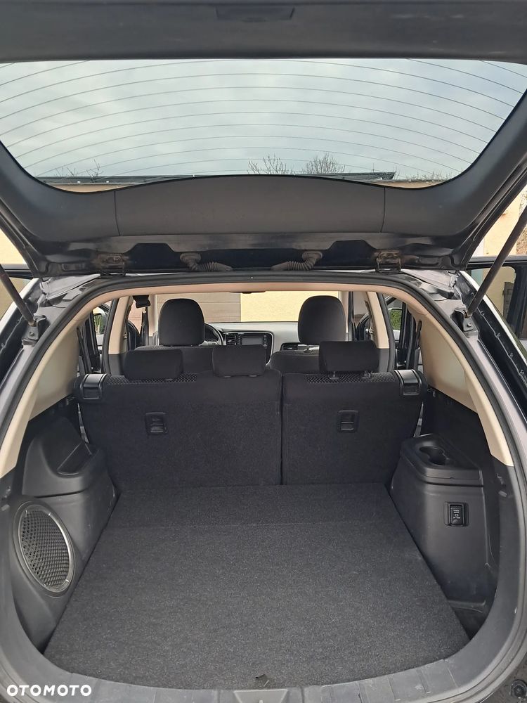 Mitsubishi Outlander 2.0 City Style 2WD - 11