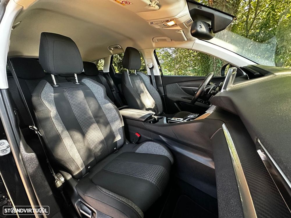 Peugeot 3008 1.2 PureTech Allure Pack EAT8 - 15
