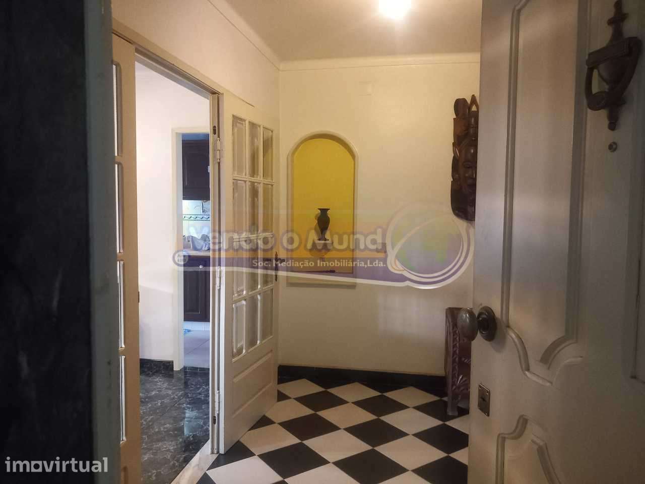 Apartamento Duplex T5 em Benavente (B641) - Grande imagem: 3/23