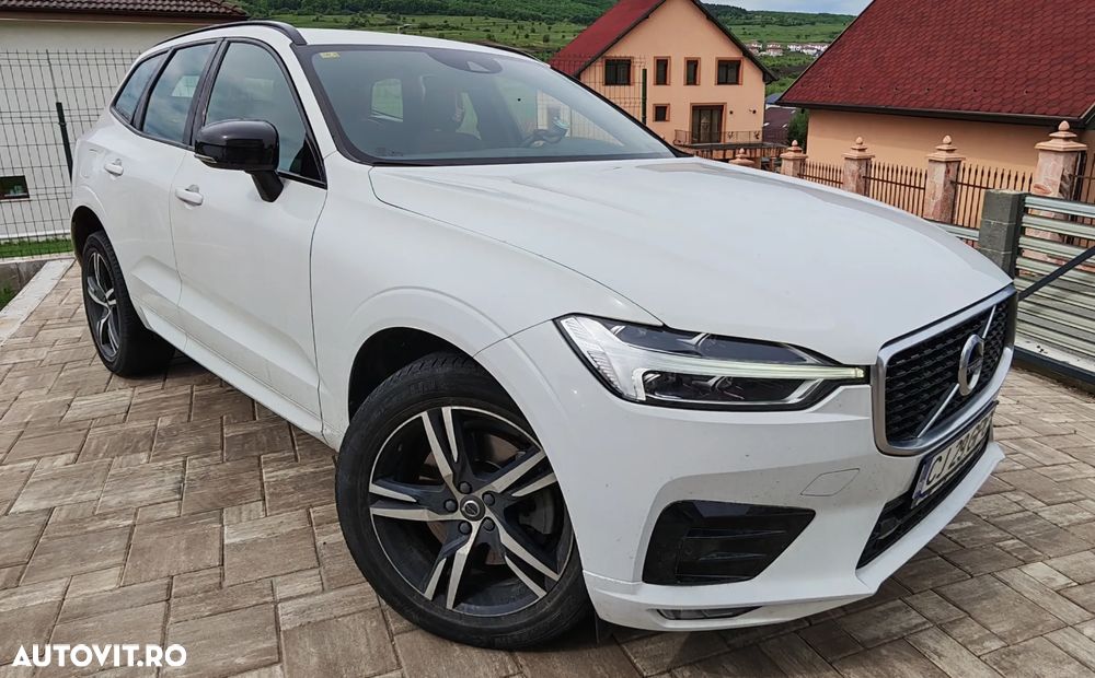 Volvo XC 60 B4 MHEV AWD R-Design - 1