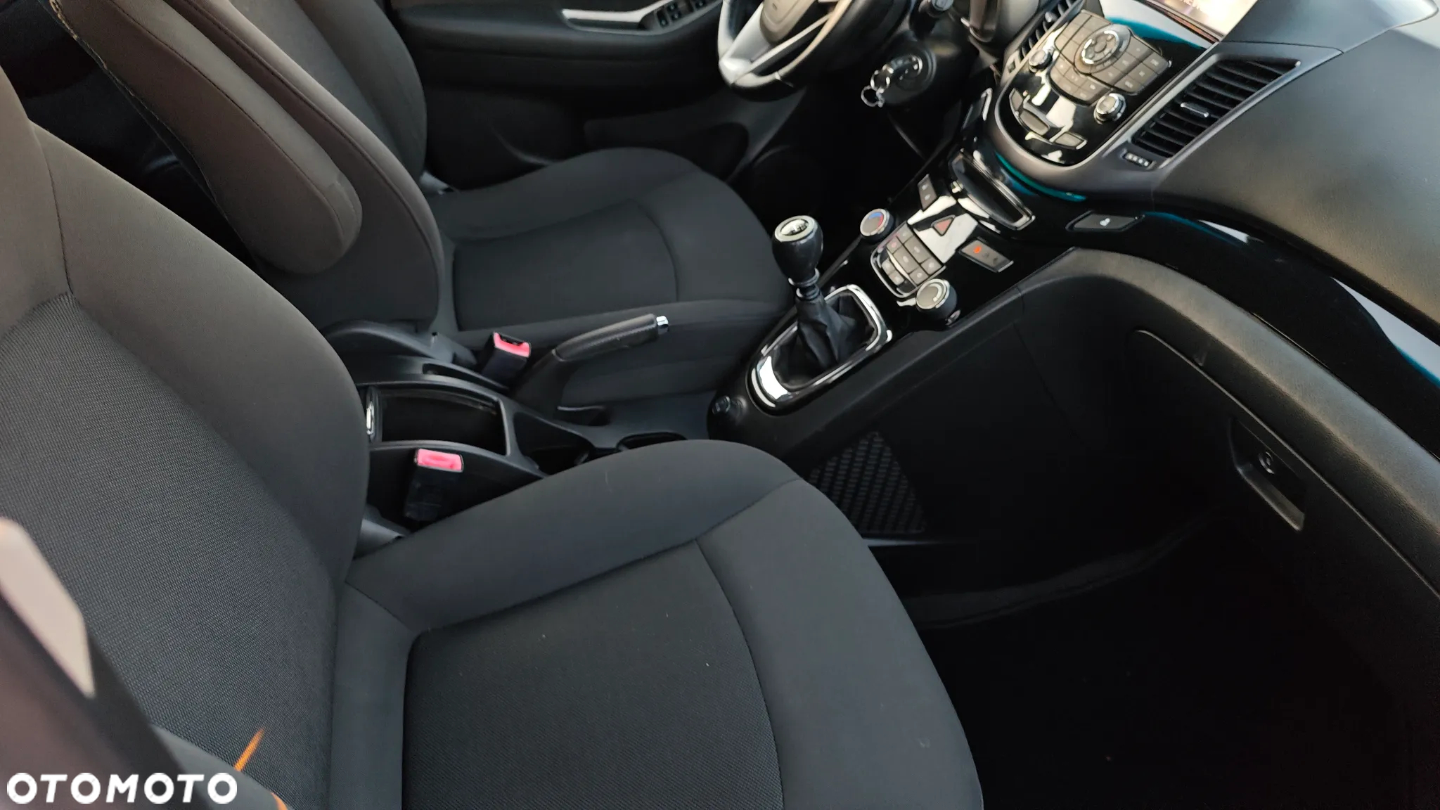 Chevrolet Orlando 2.0 D LTZ - 14