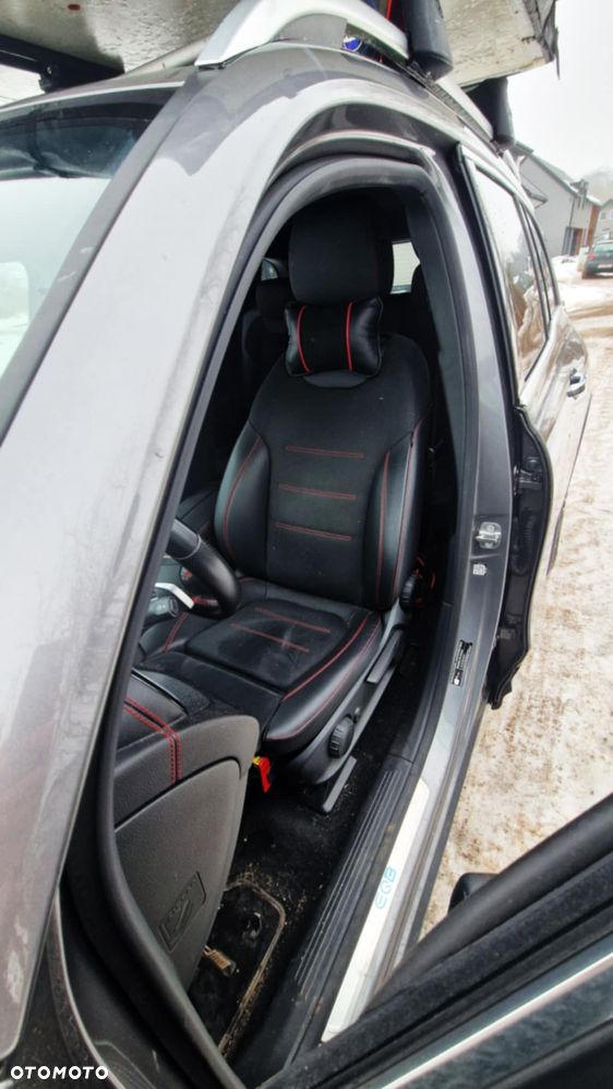 Mercedes-Benz EQB 2023