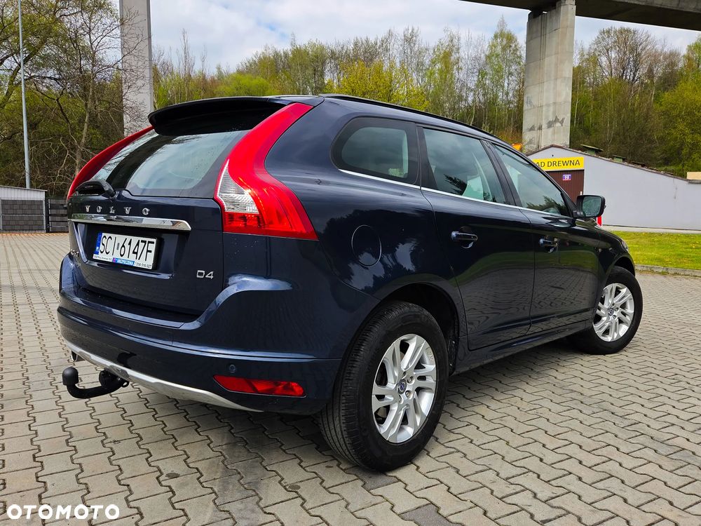 Volvo XC 60 D4 Momentum - 18