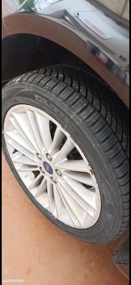 Ford Mondeo 2.0 TDCI PowerShift AWD Titanium - 6