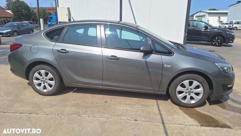 Opel Astra 1.4 ECOTEC Turbo Active - 2