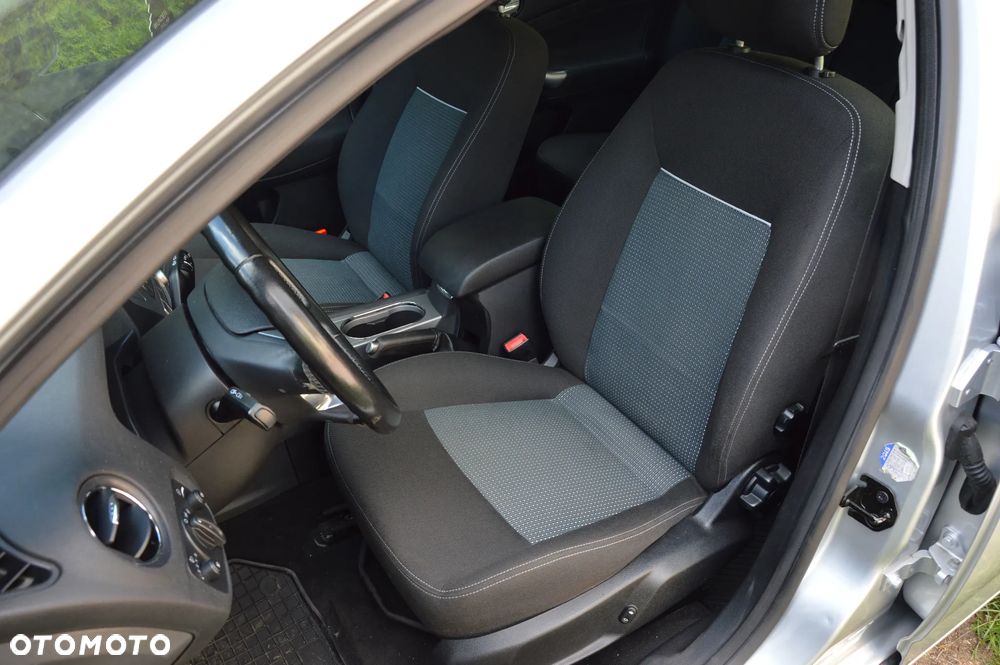 Ford Mondeo - 18