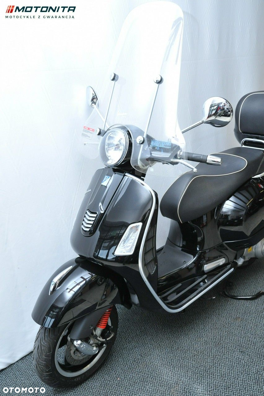 Vespa GTS - 15