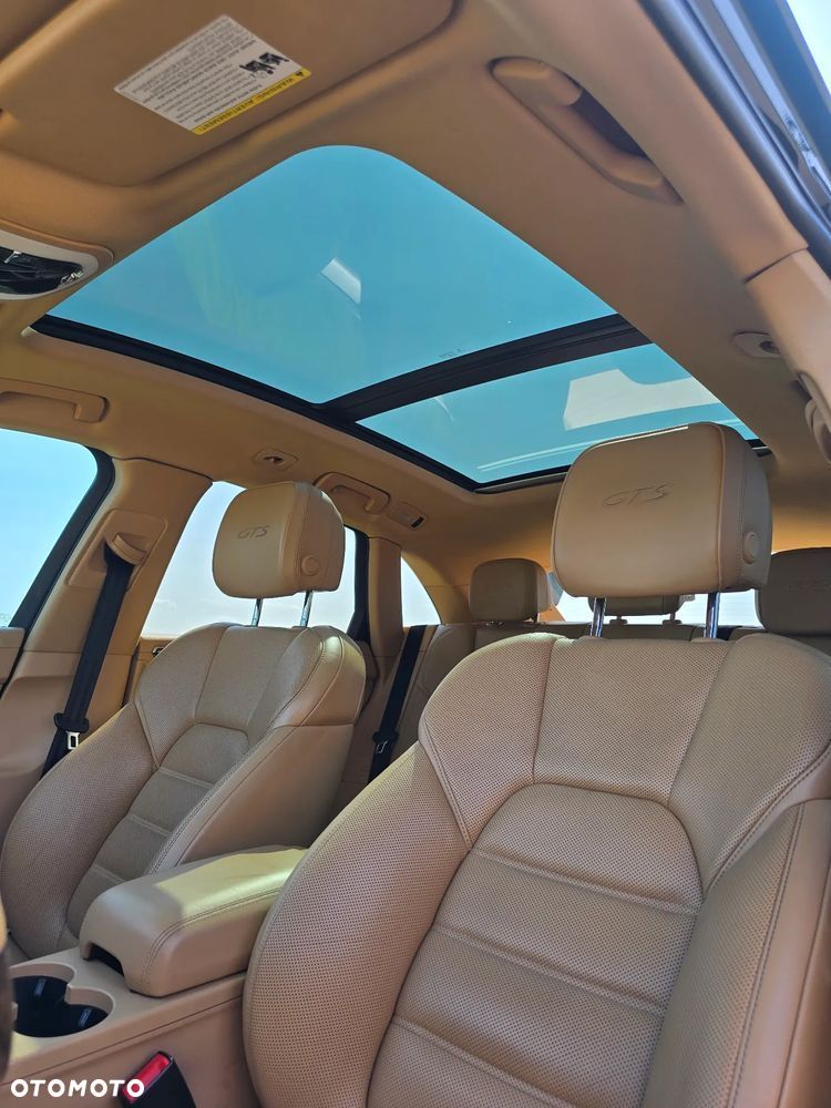 Porsche Macan GTS PDK - 12