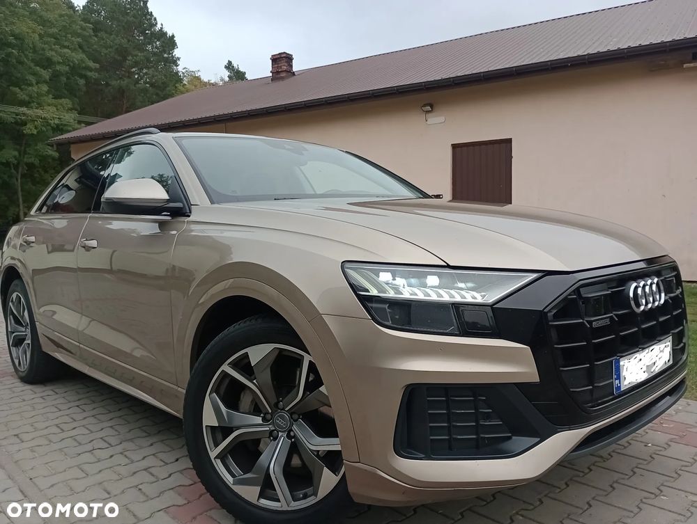 Audi Q8 - 10