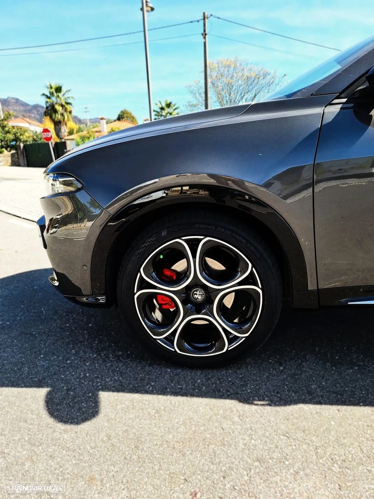 Alfa Romeo Tonale 1.3 Plug-In Hybrid Ti e-AWD - 4