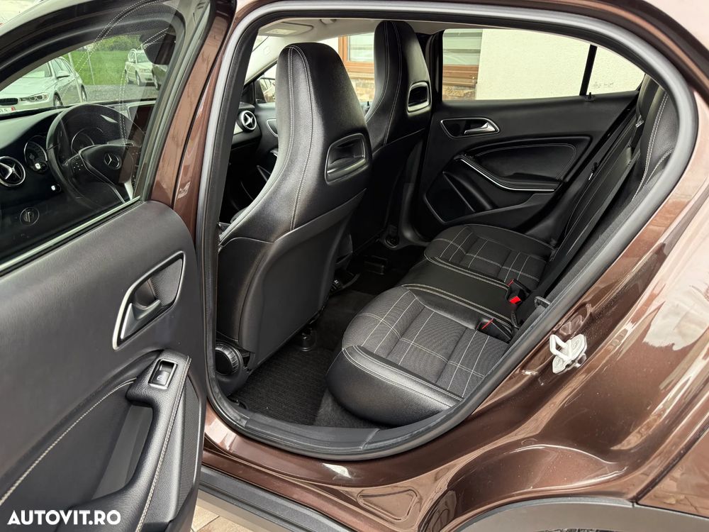 Mercedes-Benz A 45 AMG 4Matic Aut. - 14