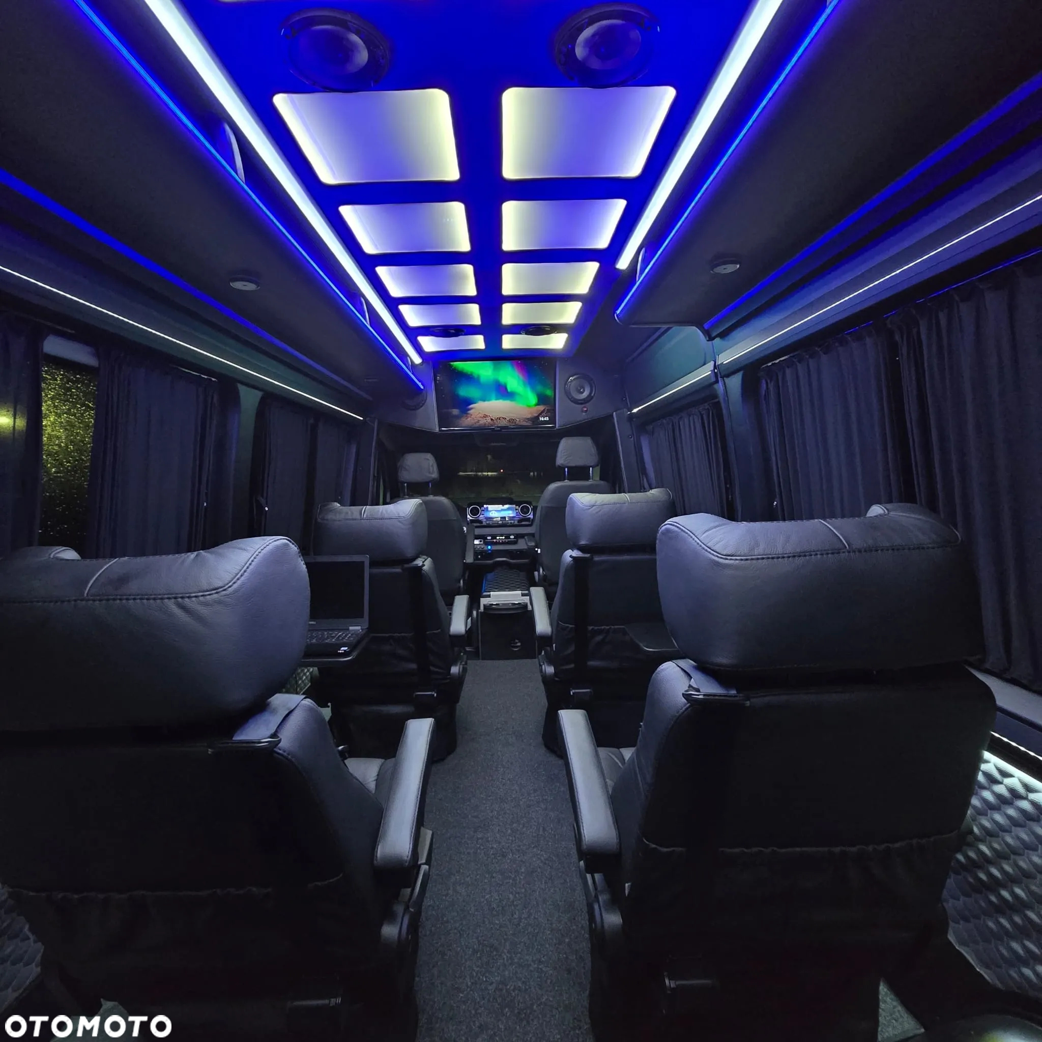 Mercedes-Benz Sprinter - 20
