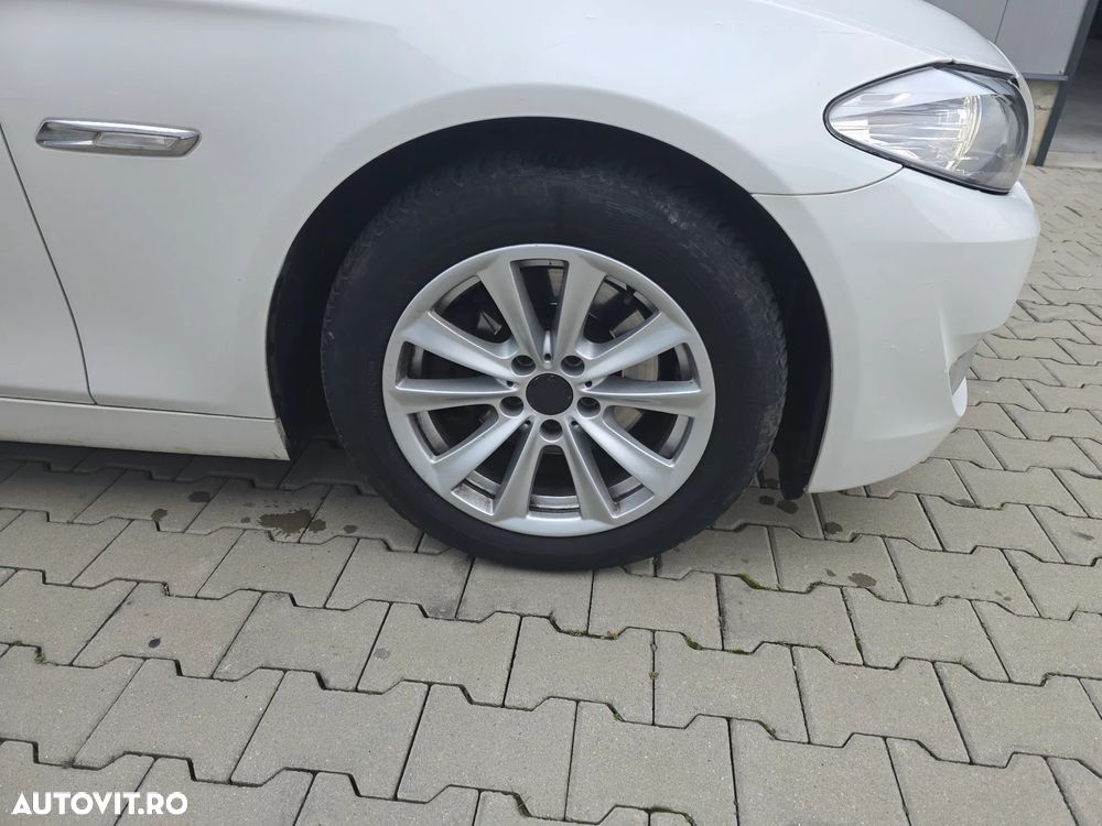 BMW Seria 5 520d Touring Blue Performance - 3