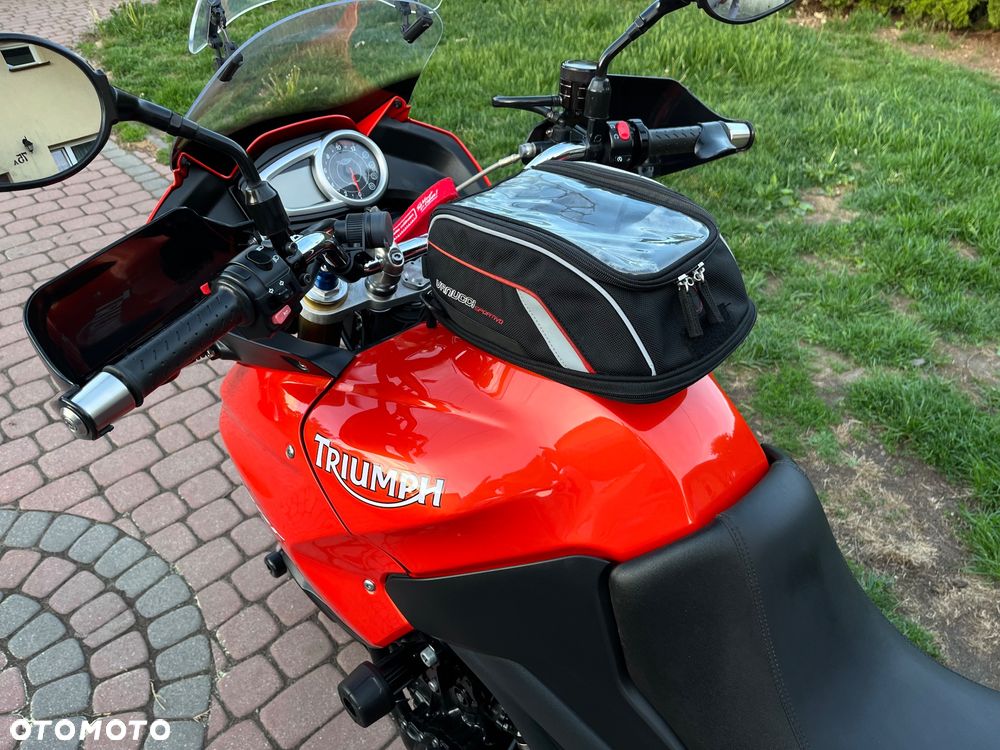 Triumph Tiger - 32