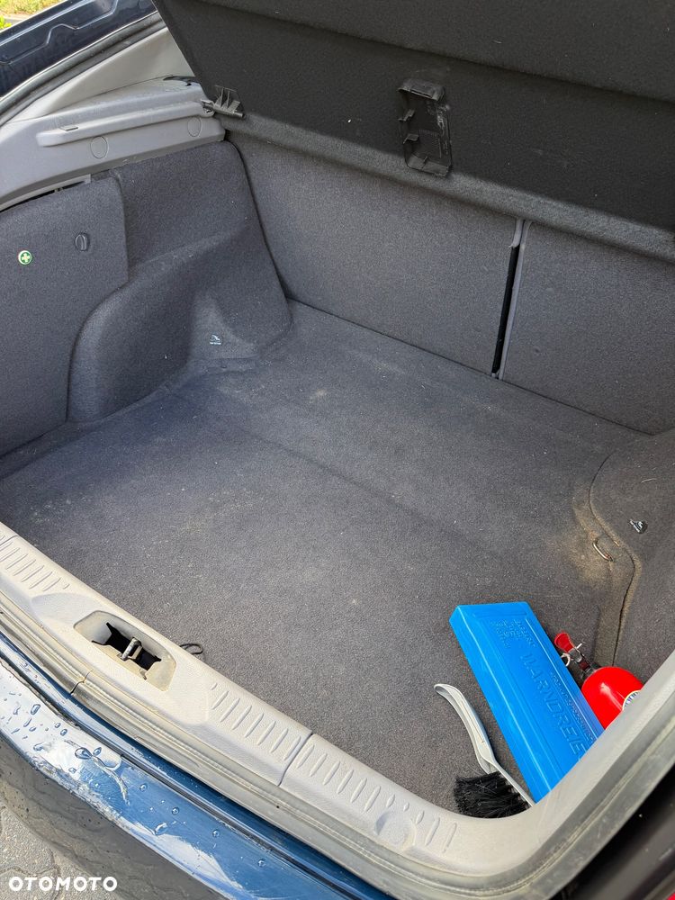 Nissan Primera 1.8 Visia - 4
