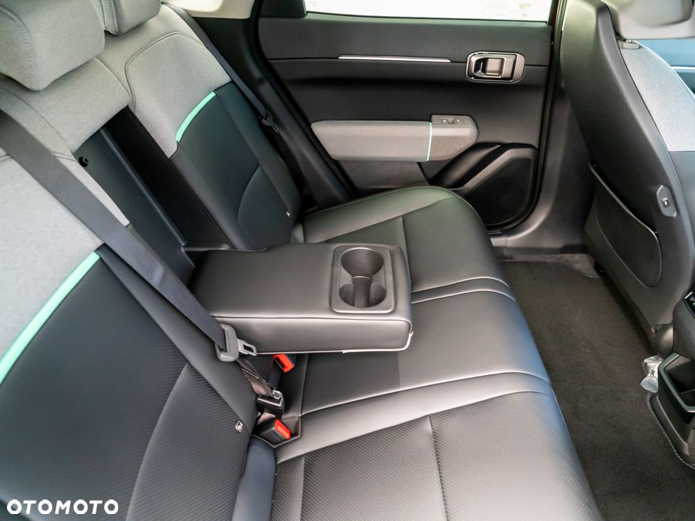 Kia EV4 81.4kWh Business Line - 19