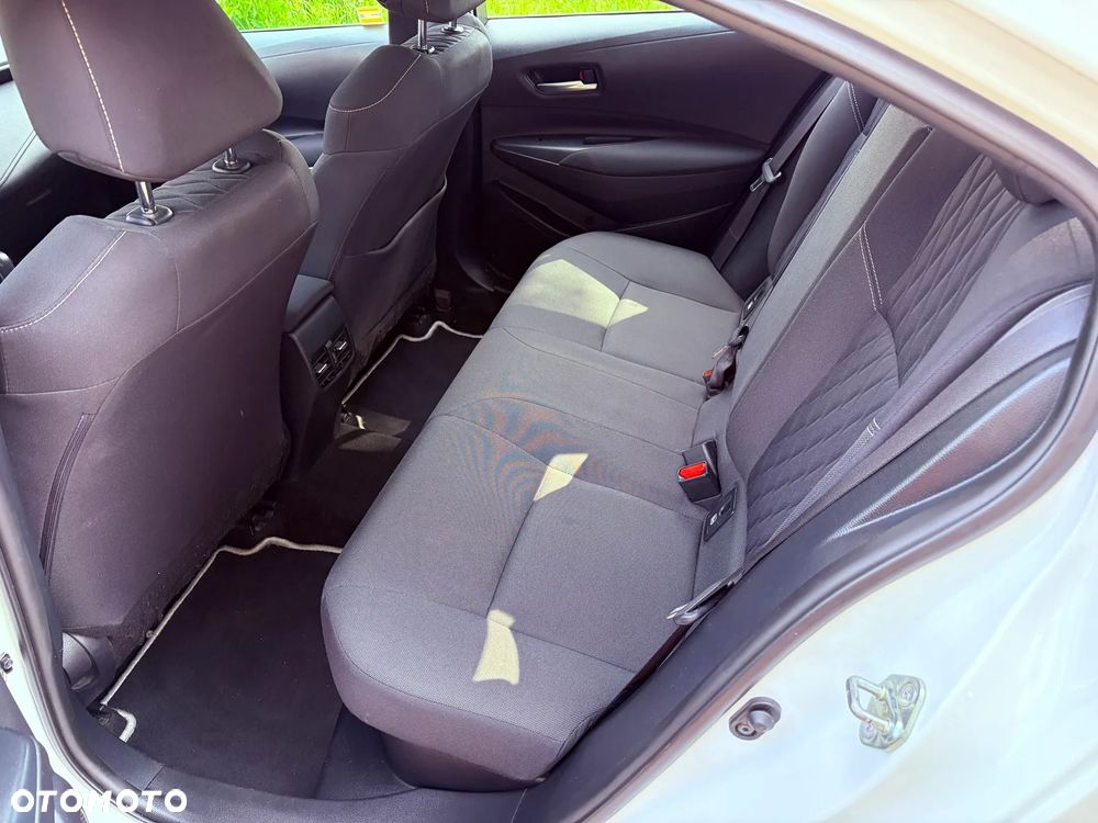 Toyota Corolla 1.8 Hybrid GPF Comfort - 11