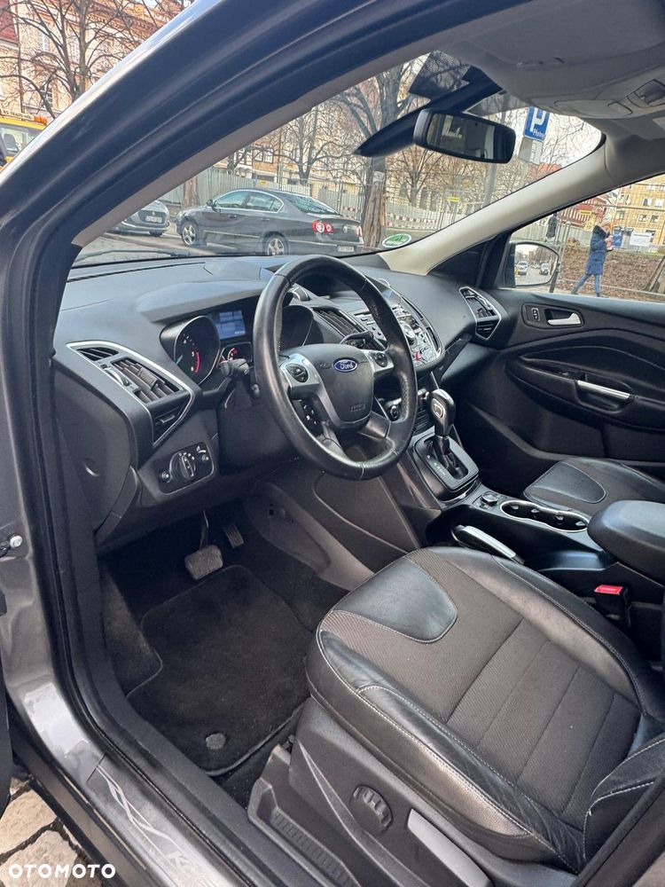 Ford Kuga - 11