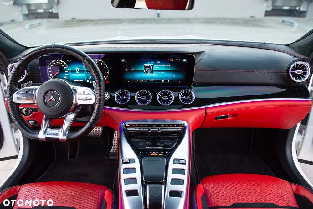 Mercedes-Benz AMG GT 63 S 4Matic+ Speedshift MCT 9G - 21