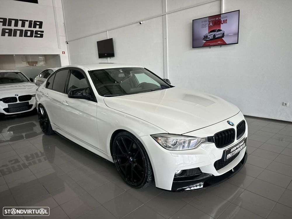 BMW 320 d Pack M - 36