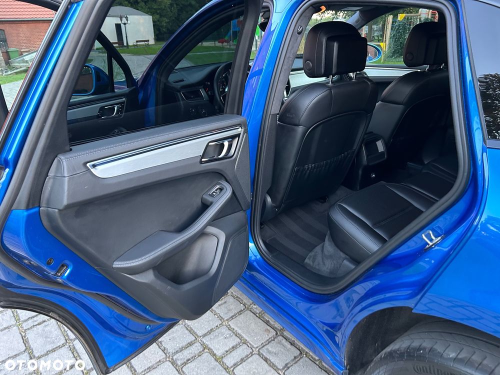 Porsche Macan Turbo - 10