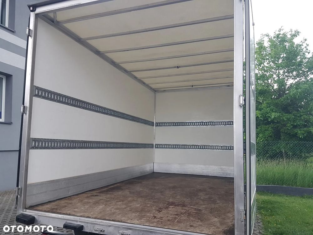 Iveco Daily 8EP KONTENER 4,14x2,21x2,20 KLIMA MANUAL KRAJOWY DMC 3500KG - 23