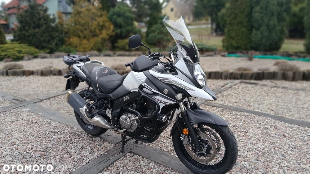 Suzuki V-STROM - 1