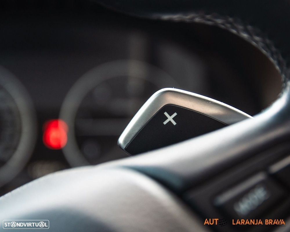 BMW 520 d Exclusive Auto 123g - 27