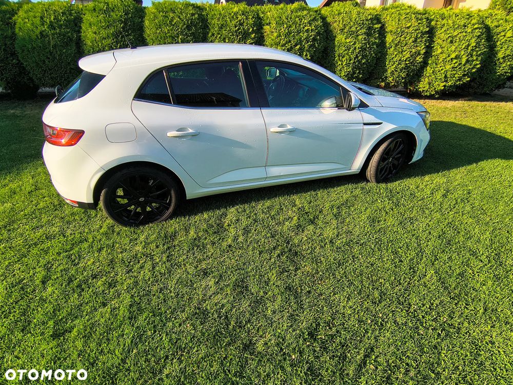 Renault Megane 1.5 dCi Zen EDC - 7