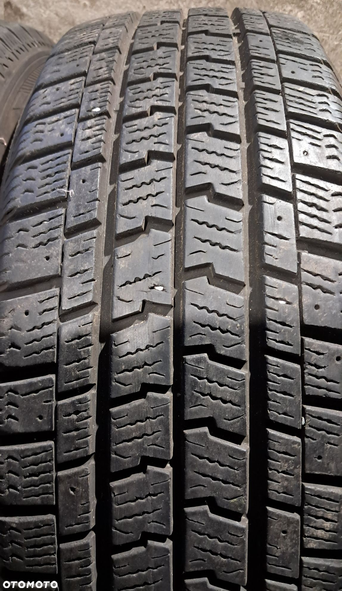 215/65R16C 109/107T Goodyear cargo ultraGrip - 4