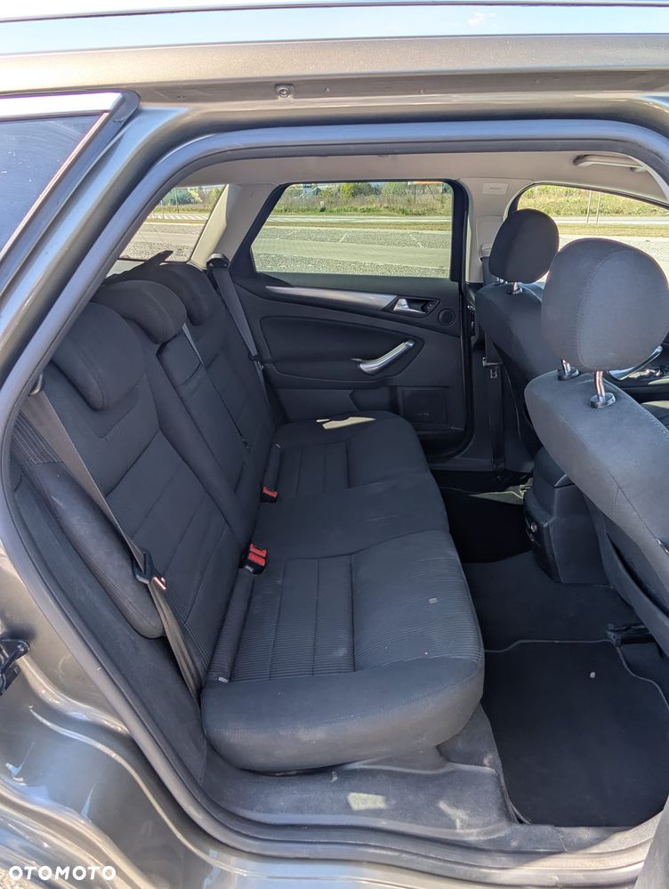 Ford Mondeo 2.0 TDCi Titanium - 17