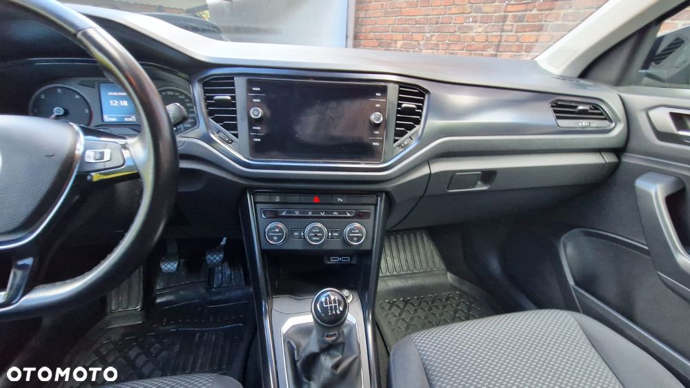 Volkswagen T-Roc 1.6 TDI SCR DPF Advance - 20