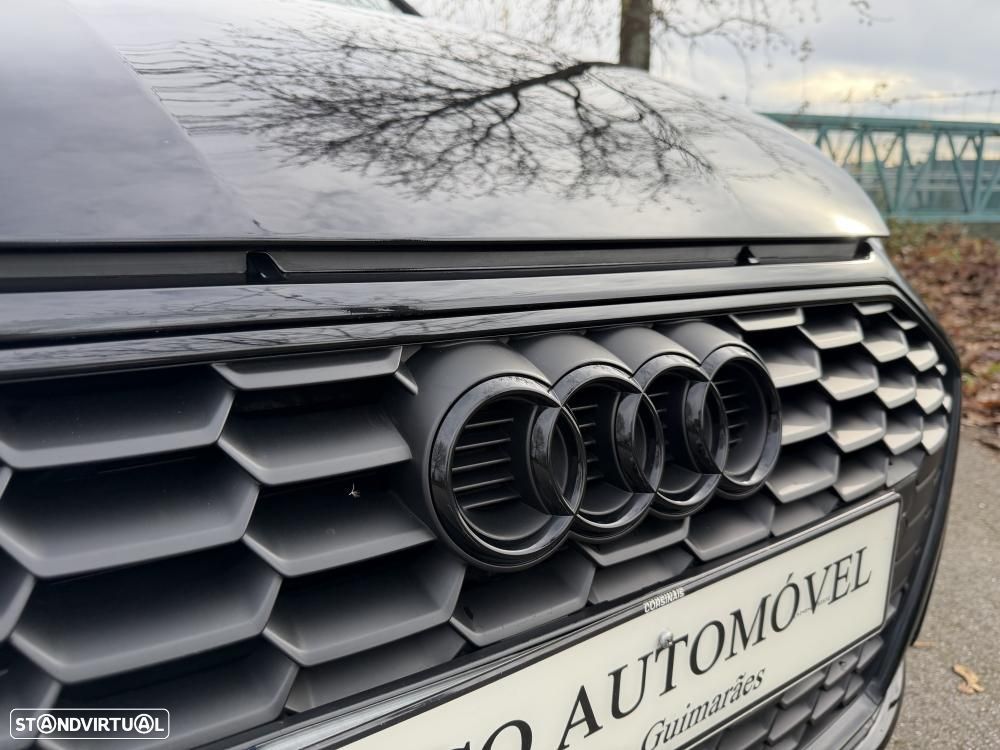 Audi A3 Sportback 45 TFSIe S tronic S line - 11