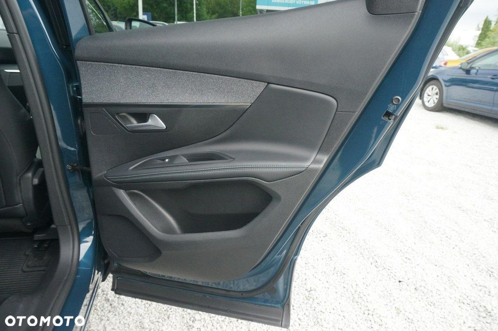 Peugeot 3008 1.5 BlueHDi Allure Pack S&S EAT8 - 29
