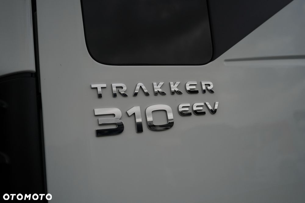 Iveco TRAKKER / 310 / EEV / 4 X 4 / SKRZYNIOWY + HDS / PALFINGER PK 12002 / PILOT - 27
