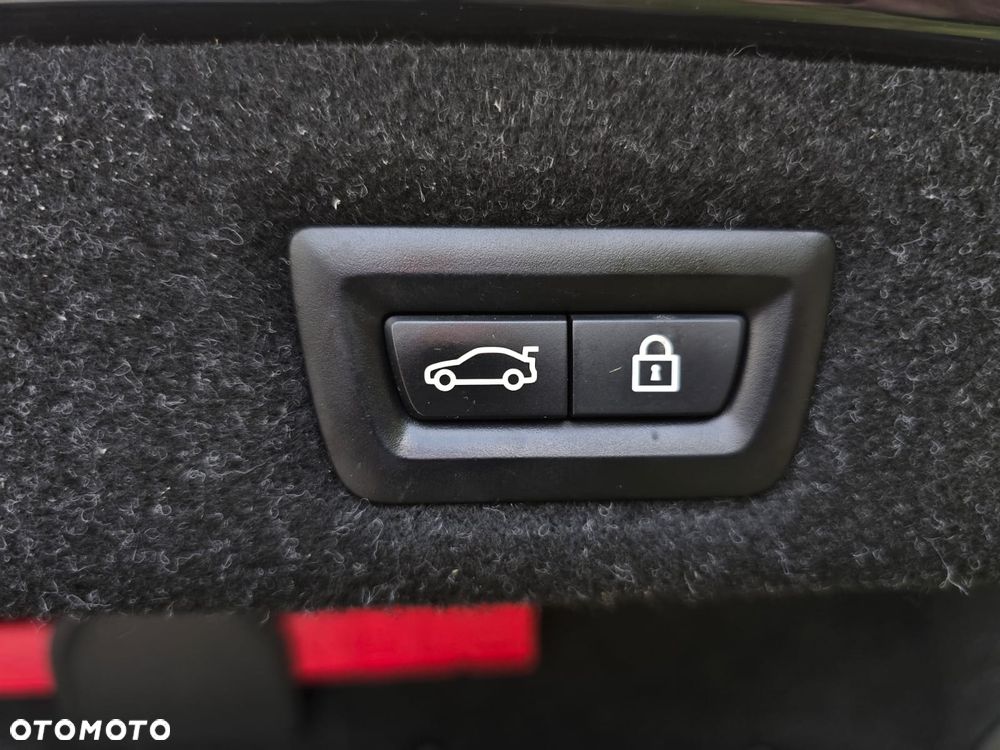 BMW Seria 5 540d xDrive - 15