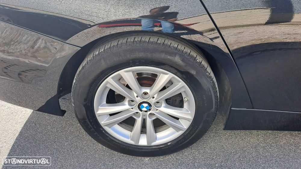 BMW 320 d Touring Line Sport - 16