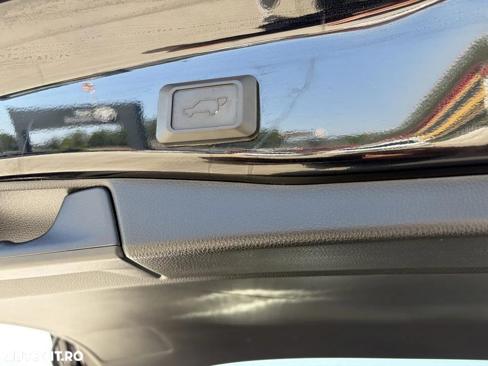 Toyota RAV4 2.5 VVT-iE 4x4 Luxury - 33
