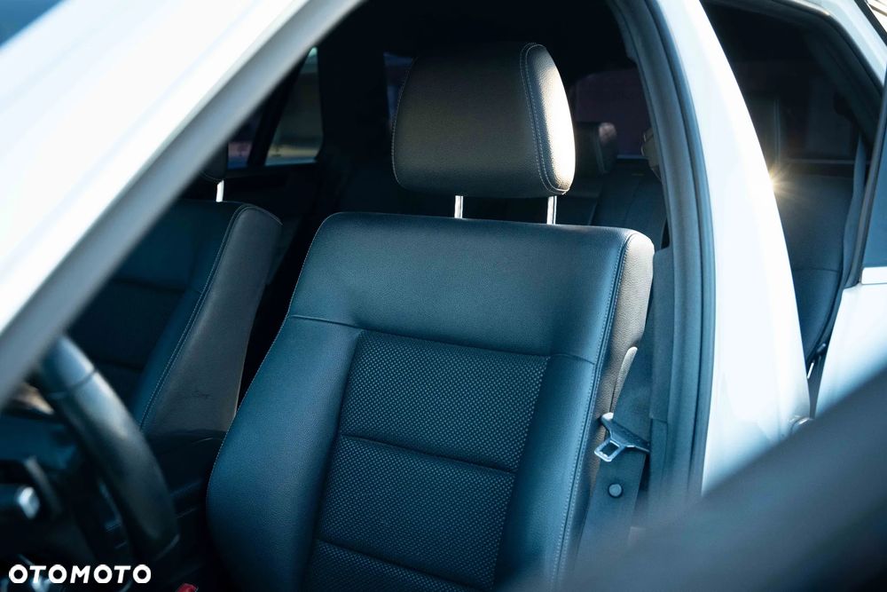 Mercedes-Benz Klasa E 220 BlueTEC BlueEFFICIENCY Edition 9G-TRONIC Avantgarde - 30